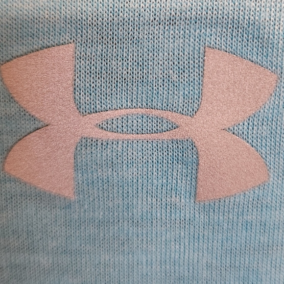 Under Armour XL Heat gear Aqua tank top - Picture 2 of 5